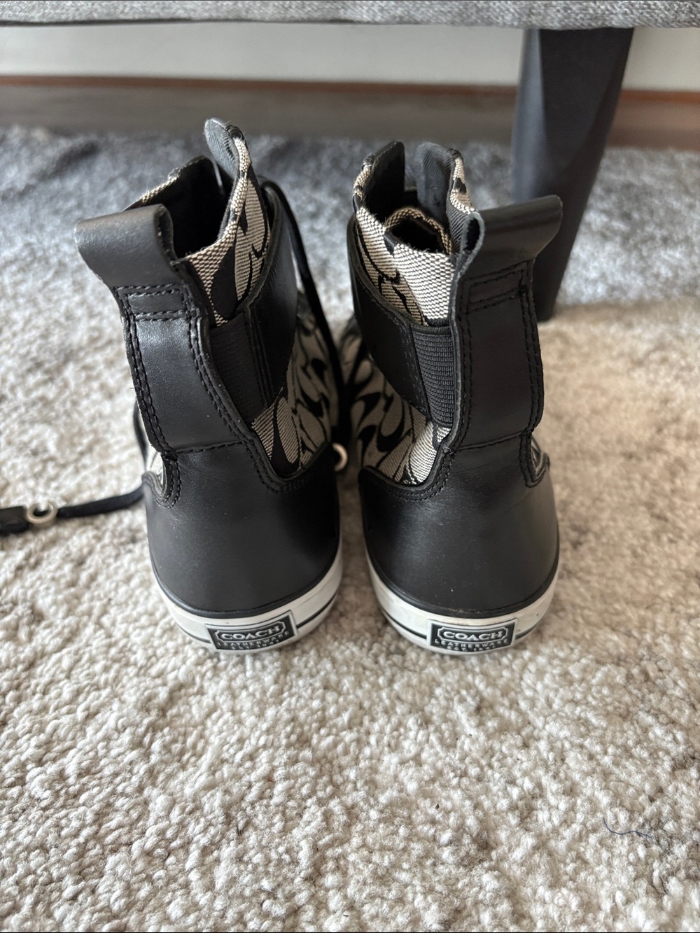 Coach Foster High Top Sneakers Black Leather Logo Casual Shoes Size 8 - Picture 3 of 8